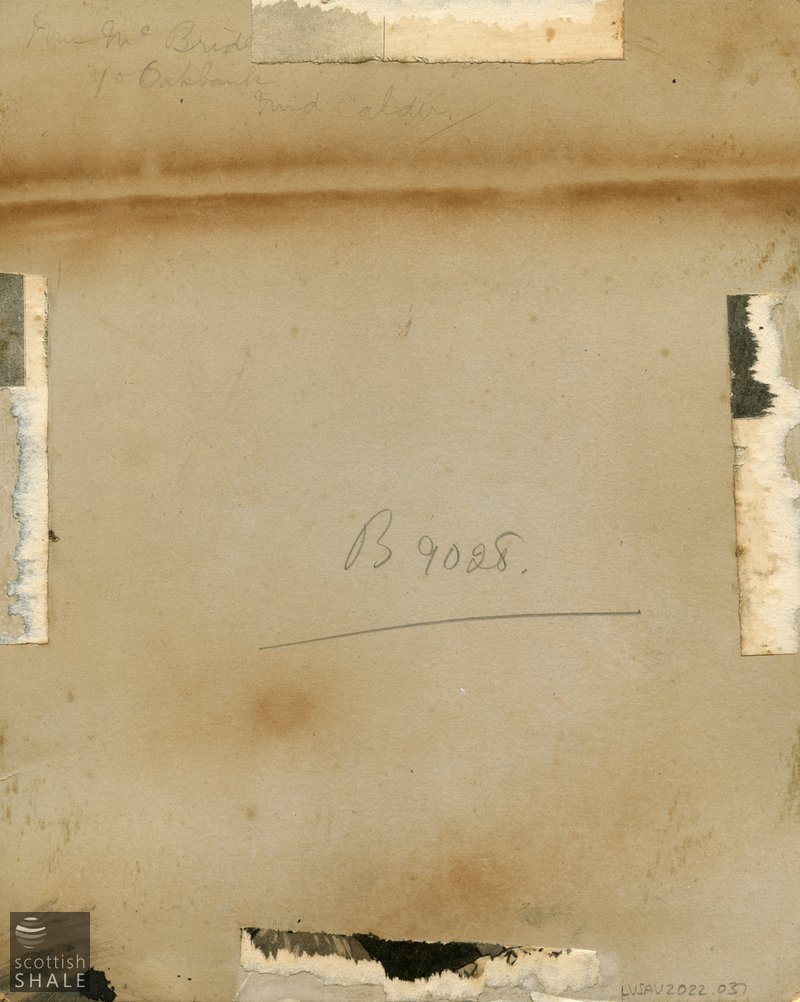 LVSAV2022.037 r.jpg