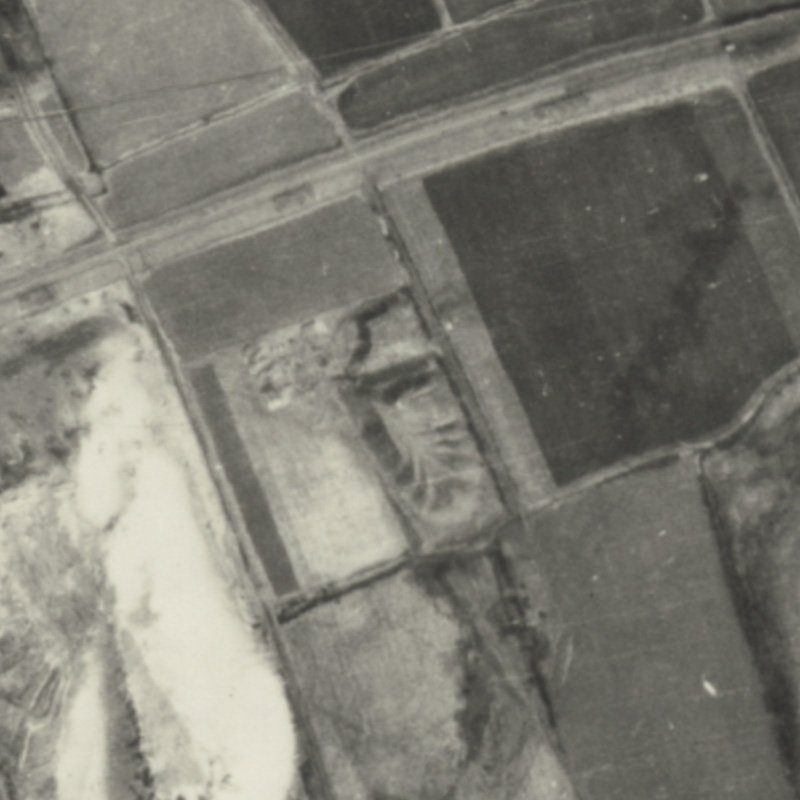 Roman Camp No.4 Pit - Aerial Photo c.1950, courtesy National Library of Scotland