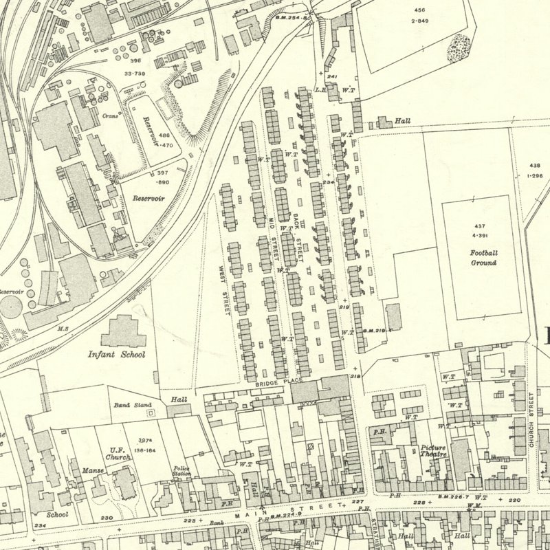 Broxburn Rows - 25" OS map c.1916, courtesy National Library of Scotland